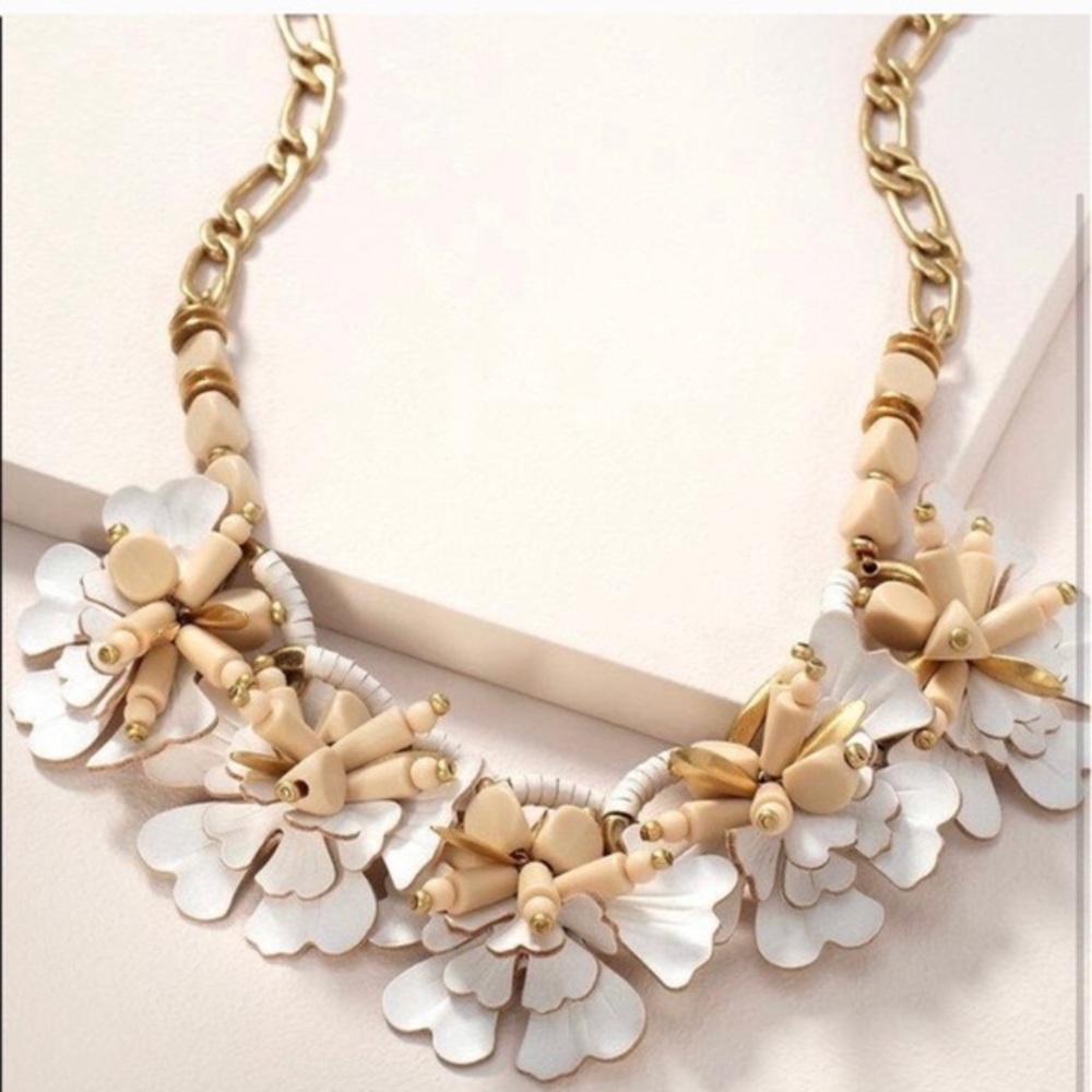 Stella & Dot - Cynthia Necklace - Picture 3 of 6